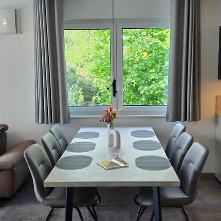 1 Sonja Apartment *